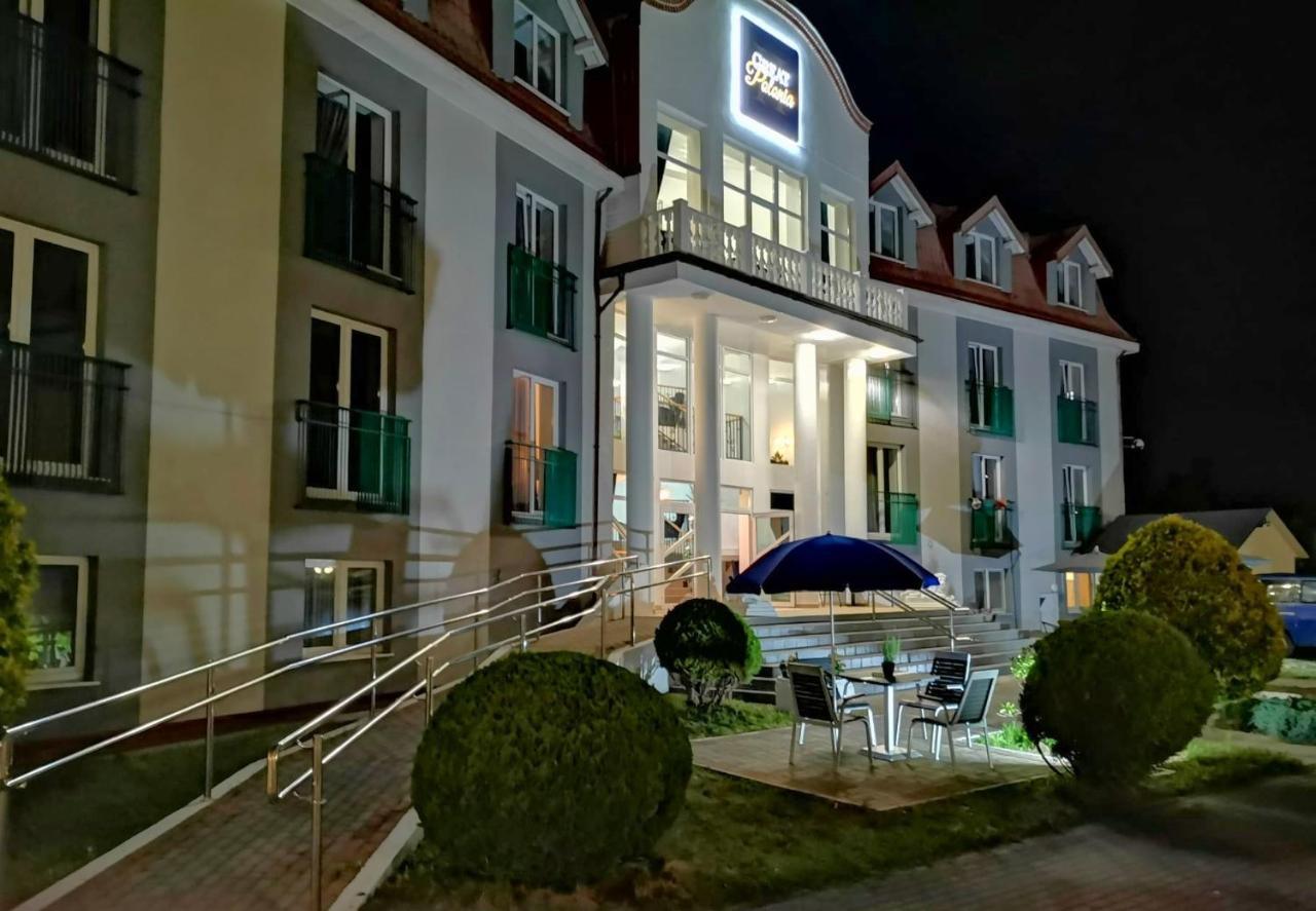 Great Polonia Ustka Bed & Breakfast ภายนอก รูปภาพ