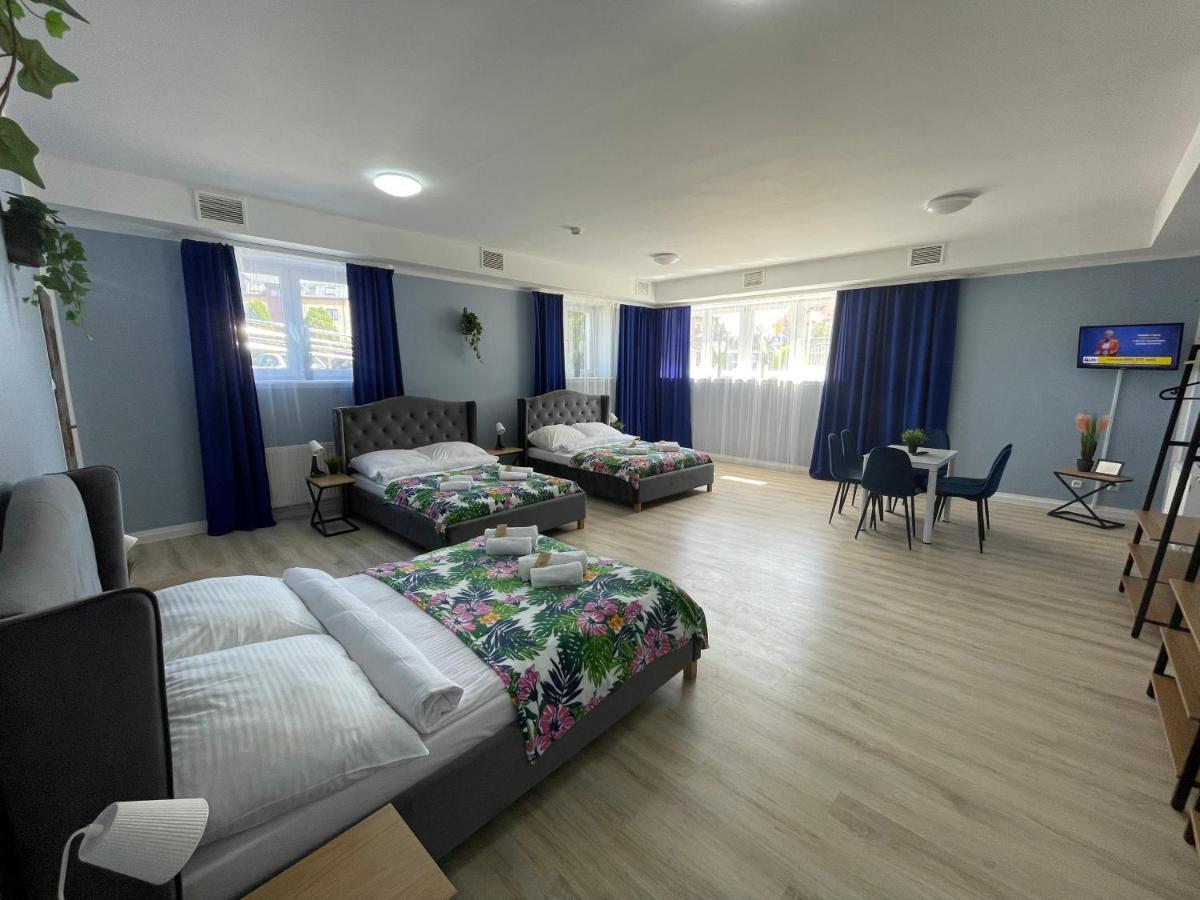 Great Polonia Ustka Bed & Breakfast ภายนอก รูปภาพ