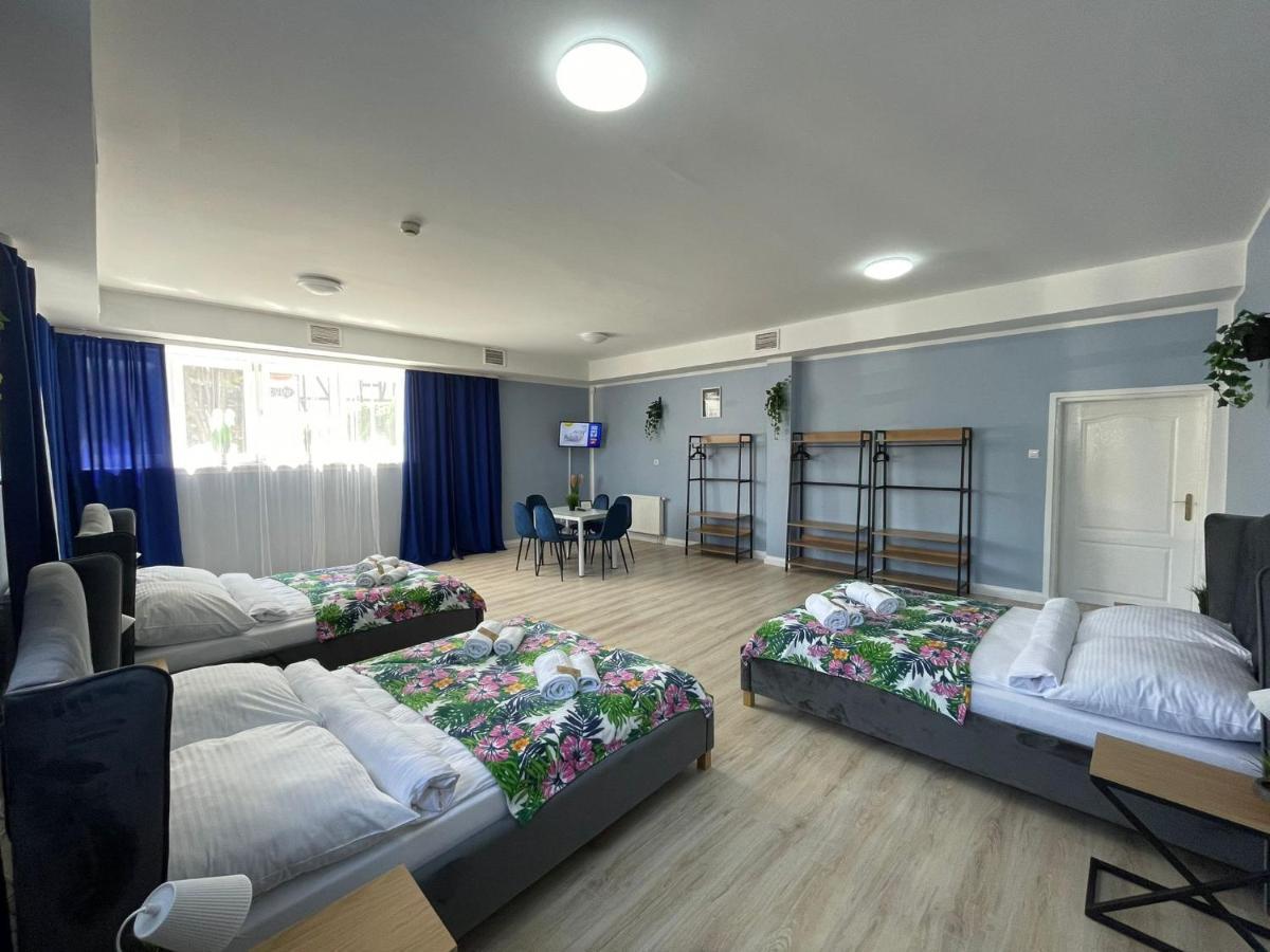 Great Polonia Ustka Bed & Breakfast ภายนอก รูปภาพ