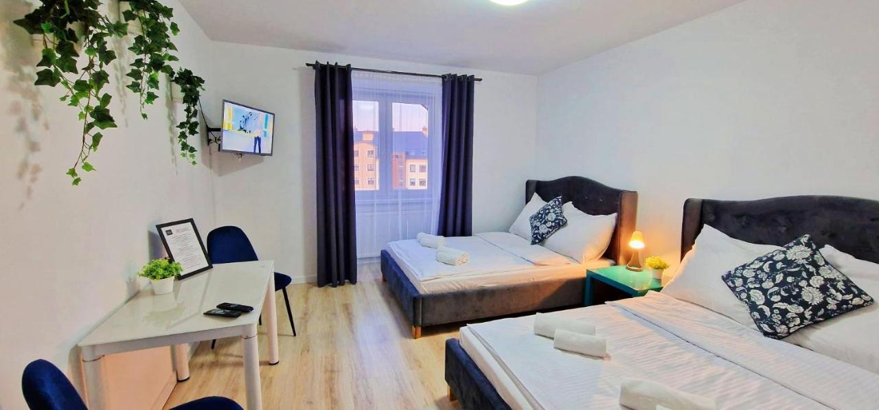 Great Polonia Ustka Bed & Breakfast ภายนอก รูปภาพ